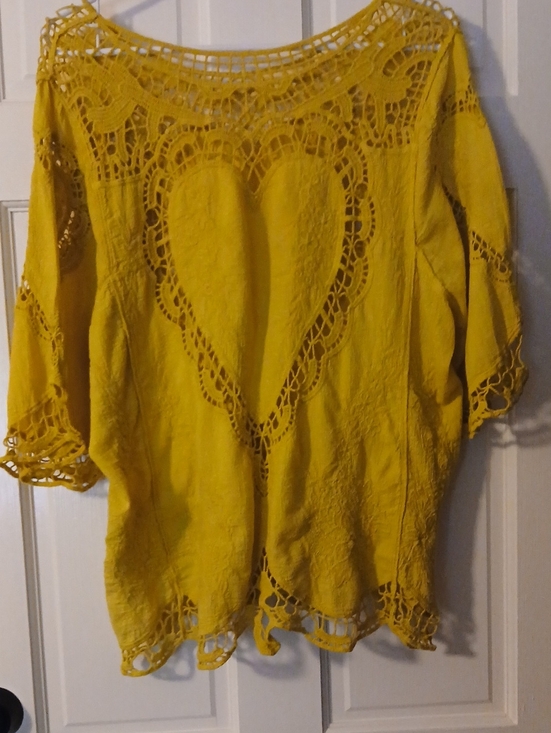 Tops - Women's Yellow Crochet Heart Lace Tunic Top